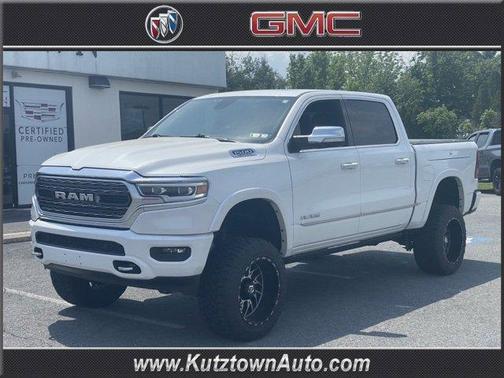 Photo 1 of 29 of 2019 RAM 1500 Limited