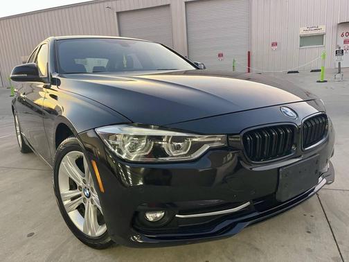 2017 BMW 330 330i 4dr Sedan