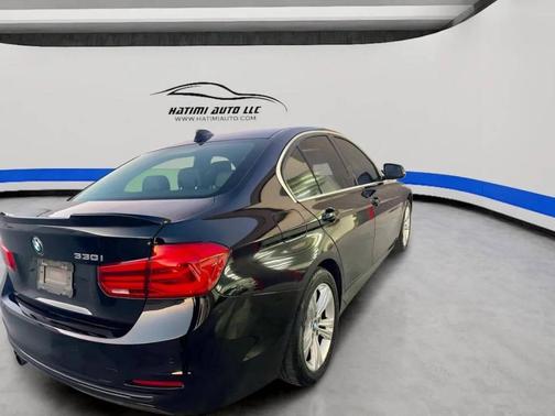 2017 BMW 330 330i 4dr Sedan