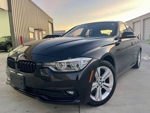 2017 BMW 330 330i 4dr Sedan