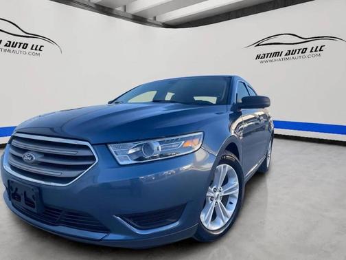 2018 Ford Taurus SE