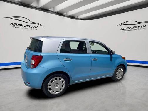 Blue 2014 Scion xD Base 4dr Hatchback 4A