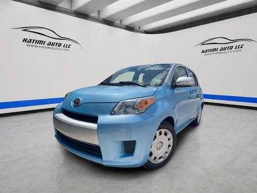 Blue 2014 Scion xD Base 4dr Hatchback 4A