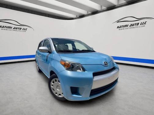 Blue 2014 Scion xD Base 4dr Hatchback 4A