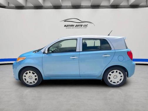 Blue 2014 Scion xD Base 4dr Hatchback 4A