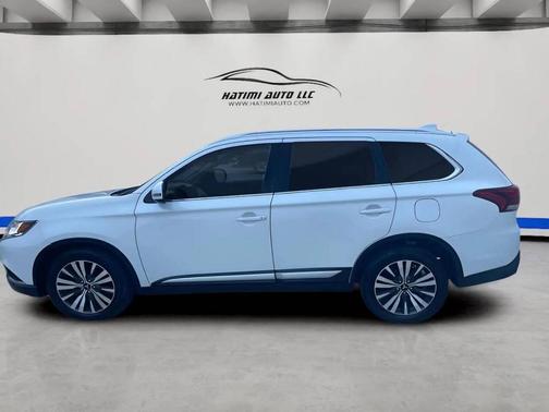 White 2020 Mitsubishi Outlander SEL S-AWC