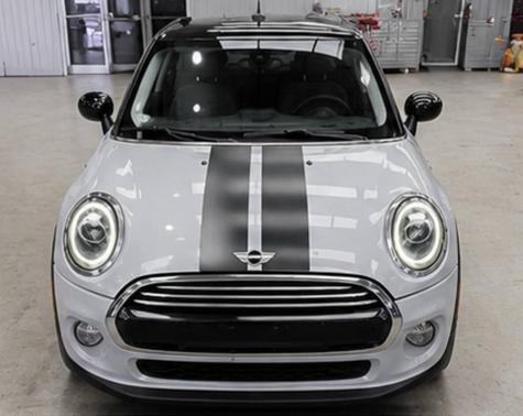 White 2021 MINI Hardtop Oxford Edition