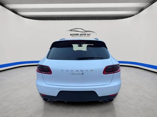 2016 Porsche Macan S