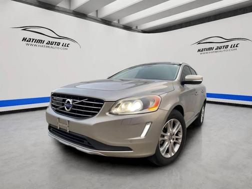 Gold 2016 Volvo XC60 T5 Drive-E Platinum