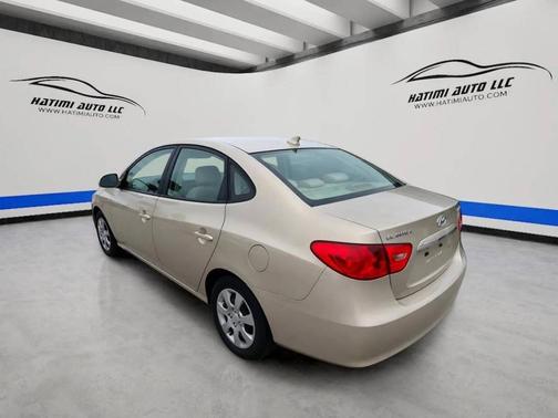 Tan 2010 Hyundai ELANTRA GLS