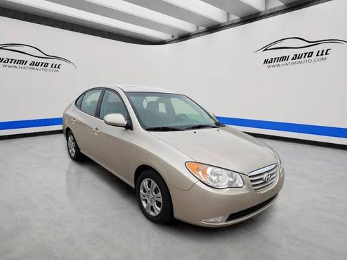 Tan 2010 Hyundai ELANTRA GLS