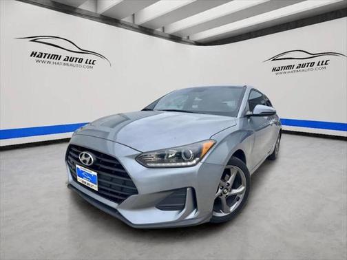 2019 Hyundai Veloster 2