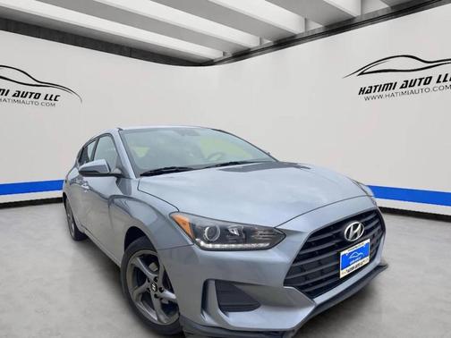 2019 Hyundai Veloster 2
