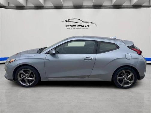2019 Hyundai Veloster 2