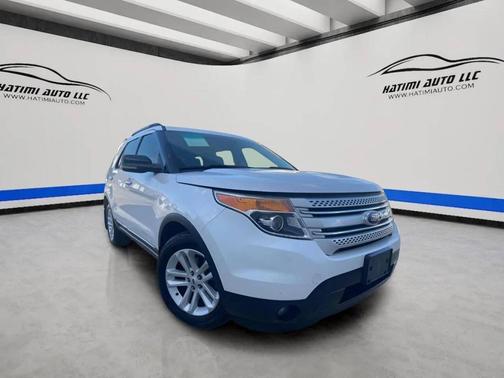 White 2012 Ford Explorer XLT