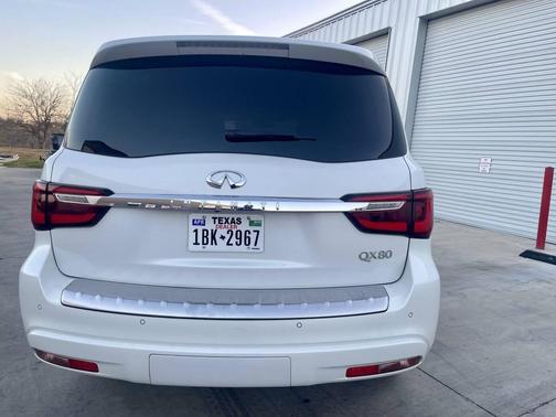 2018 INFINITI QX80 Base