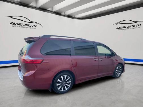 Red 2018 Toyota Sienna Limited Premium