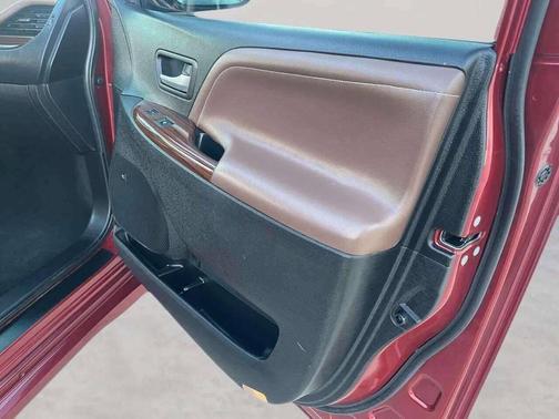 Red 2018 Toyota Sienna Limited Premium