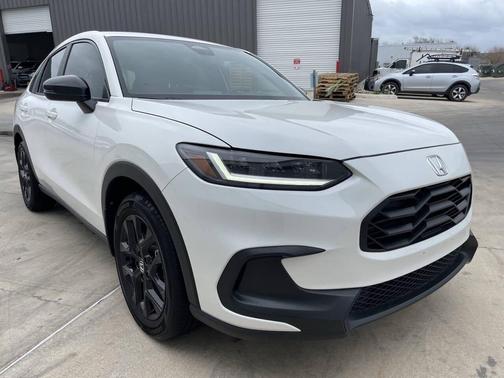 2025 Honda HR-V 2WD Sport