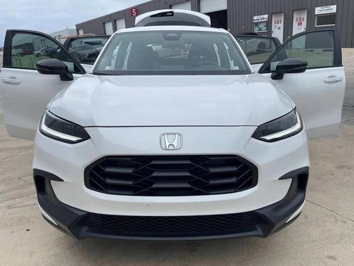 2025 Honda HR-V 2WD Sport