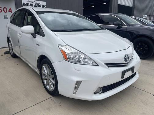 White 2014 Toyota Prius v Five