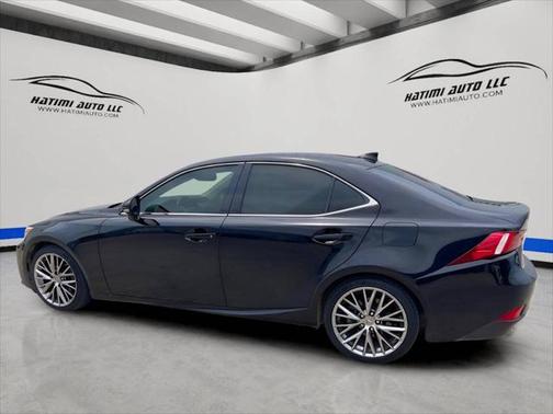 2015 Lexus IS 250 Crafted Line