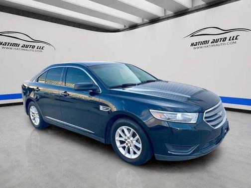 2015 Ford Taurus SE