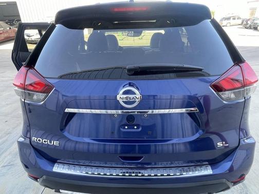 Blue 2017 Nissan Rogue SL