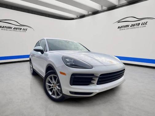 White 2019 Porsche Cayenne Cayenne