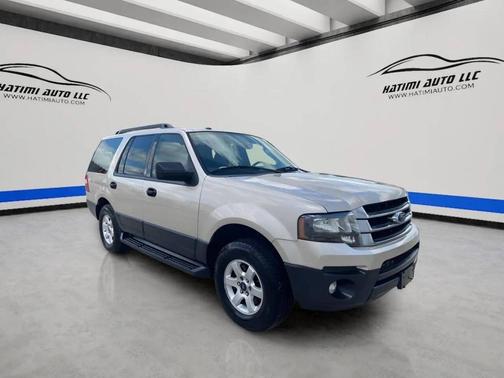 Tan 2017 Ford Expedition XL