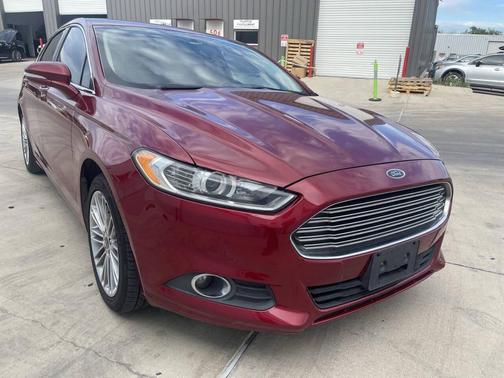 2014 Ford Fusion SE
