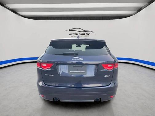 2017 Jaguar F-PACE 35t Prestige