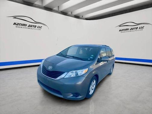 2012 Toyota Sienna LE