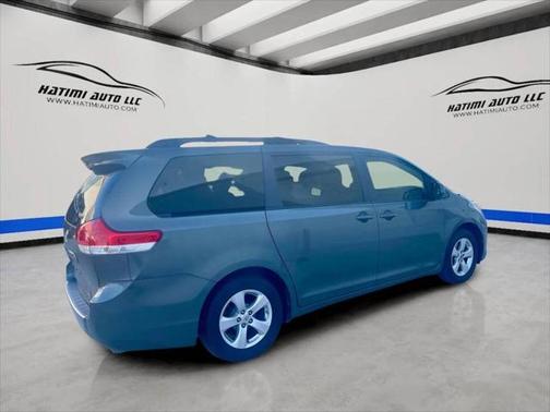 2012 Toyota Sienna LE