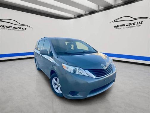 2012 Toyota Sienna LE