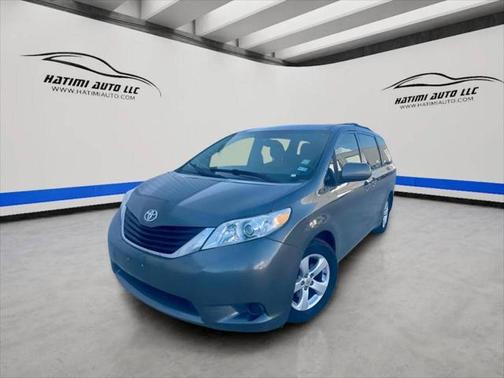 2012 Toyota Sienna LE