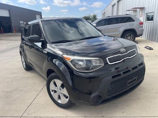 2016 Kia Soul Base