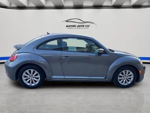 Gray 2019 Volkswagen Beetle 2.0T S