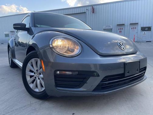 Gray 2019 Volkswagen Beetle 2.0T S