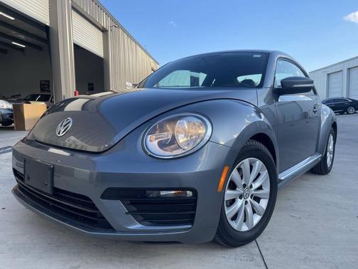 Gray 2019 Volkswagen Beetle 2.0T S