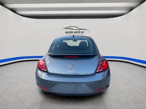 Gray 2019 Volkswagen Beetle 2.0T S