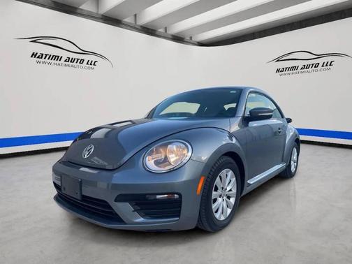 Gray 2019 Volkswagen Beetle 2.0T S