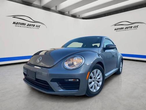 Gray 2019 Volkswagen Beetle 2.0T S