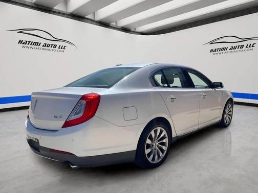 2014 Lincoln MKS Base