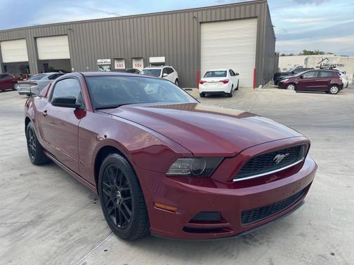 2014 Ford Mustang V6