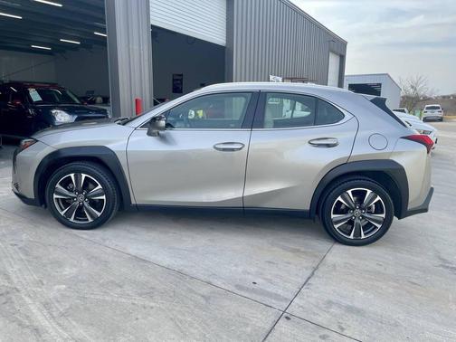 2019 Lexus UX 200 Base
