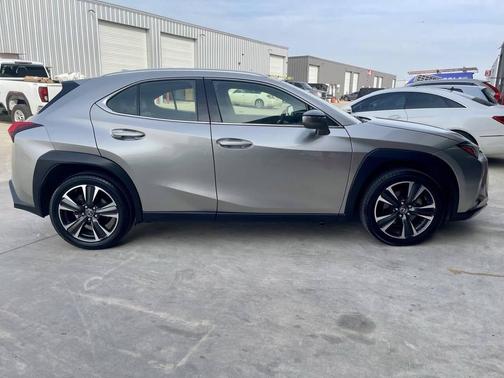 2019 Lexus UX 200 Base