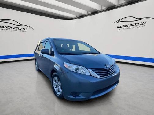 2015 Toyota Sienna LE