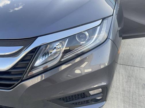 Gray 2018 Honda Odyssey EX