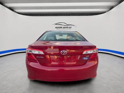 2014 Toyota Camry LE